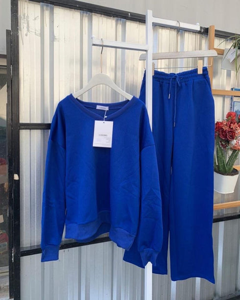 3 Studio Fashion Two Piece Set Oversize Hoodie with Wide Leg Trouser